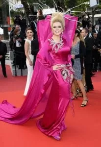 Découvrez les 8 pires looks de stars présentés au festival de cannes