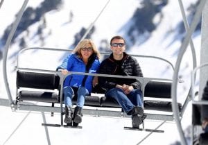 Découvrez l'autre face d'Emmanuel Macron en 6 étapes