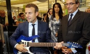 Découvrez l'autre face d'Emmanuel Macron en 6 étapes