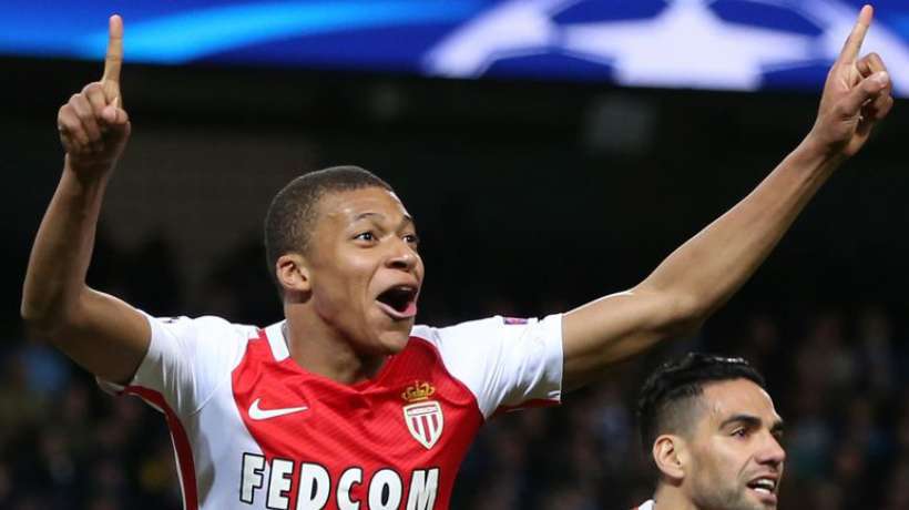 mbappe-celebre-son-but-face-a-man-city-196907
