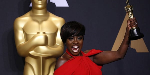 5 célébrités noires qui sont des vedettes de séries à succès