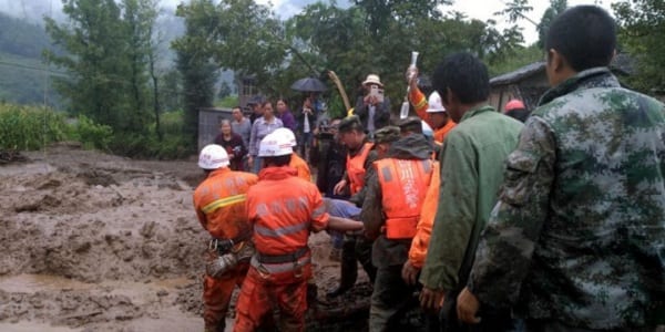 Chine: un séisme meurtrier frappe une province