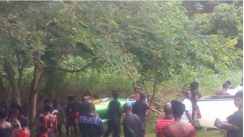 Ghana: un homme enterré dans un cercueil en forme de bouteille de bière (PHOTOS)