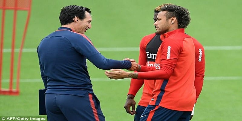 PSG: « Neymar pourrait devenir le meilleur joueur du monde », dixit le coach Unai Emery (photos)