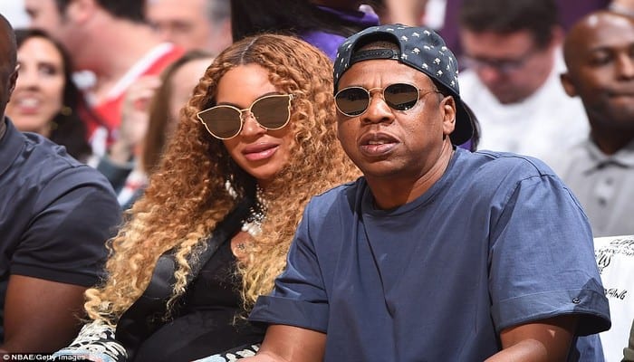 435CE65700000578-4810654-Ballers_Beyonce_and_Jay_Z_paid_88_million_through_blind_trusts_f-a-6_1503354374521