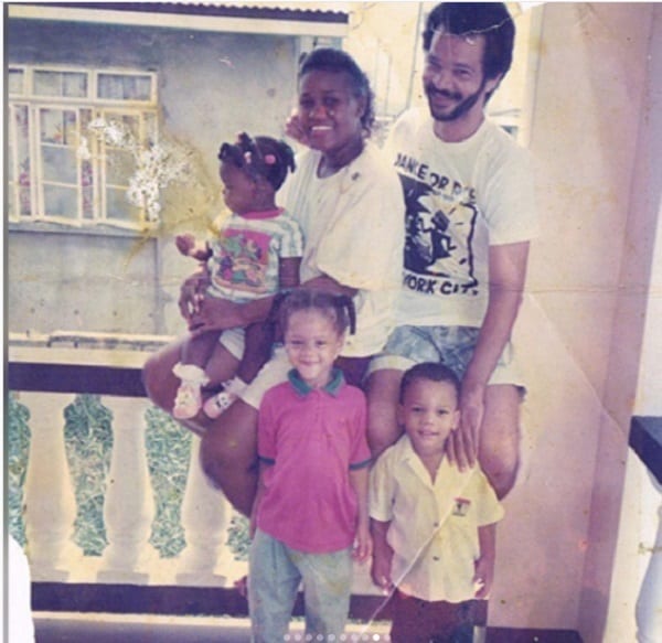 Découvrez en photos la métamorphose de Rihanna