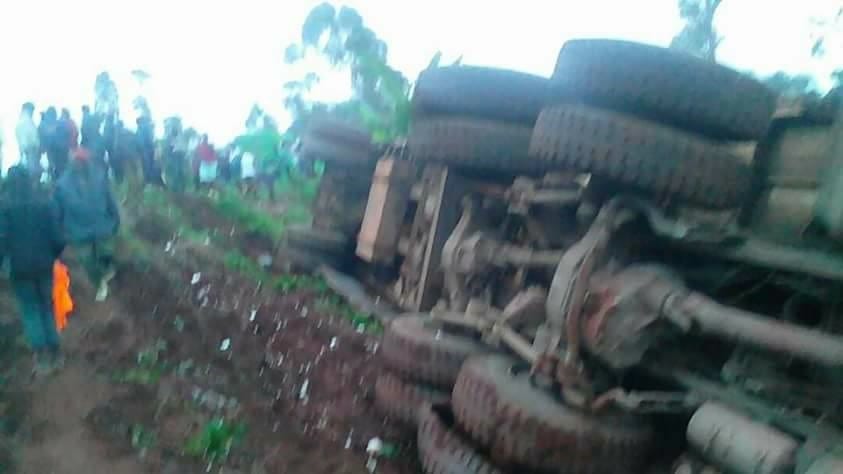 Cameroun: 6 morts dans un grave accident de la route entre Yaoundé-Bafoussam...photos