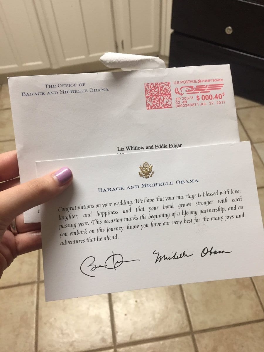 Quand Michelle et Barack Obama sont indisponibles pour une invitation de mariage...
