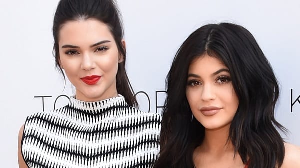 Kylie Jenner révèle être jalouse de sa sœur Kendall