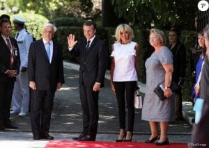 People : Brigitte Macron attire les regards pendant sa visite en Grèce