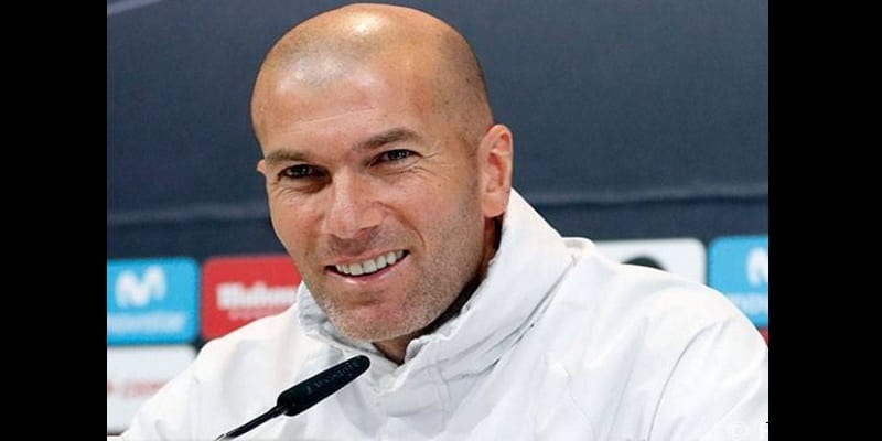 sr4-01032017-z-Press-Conference-Zinedine-Zidane-says-Real-Madrid-team-wins-and-lose-together-001