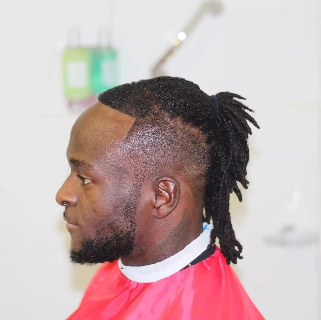 Découvrez Ahmed Alsanawi, le coiffeur des superstars de la Premier League (photos)