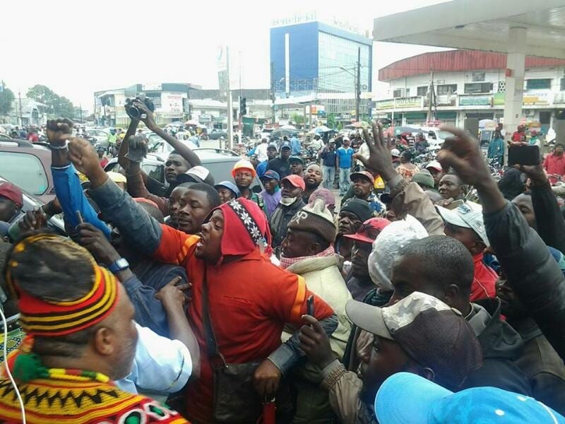 Cameroun: Mobilisation devant les locaux d'une radio pour soutenir Akéré Muna