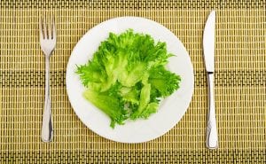 5 erreurs que nous commettons à table