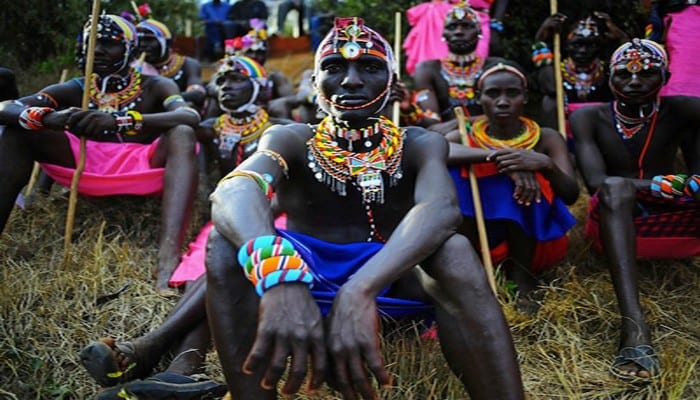 tribal-fashion-pokot-kenya.-Carl-de-Souza-AFPjpg