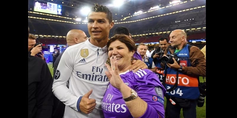 10 histoires incroyables qui vous feront aimer Cristiano Ronaldo pour toujours (photos)
