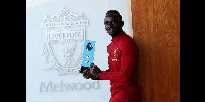 CAF : voici les trois finalistes pour le titre de meilleur joueur africain 2017 (photos)