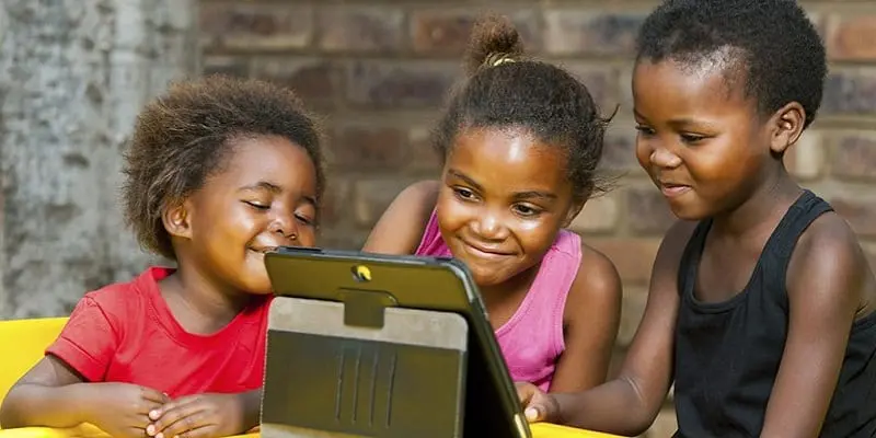 Mobile-technology-in-Africa-1024×573