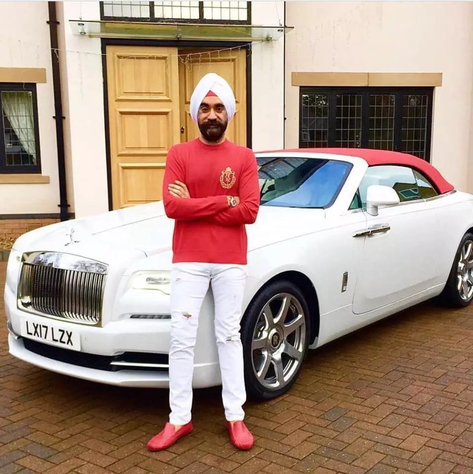 Sardar Reuben Singh : le millionnaire qui s’habille selon la couleur de ses voitures (photos)
