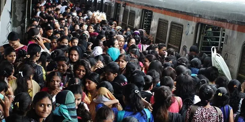 derailment-gangurde-hindustan-station-station-monday-railway_bc660fae-2dd1-11e7-bd89-19cc2c5d765e