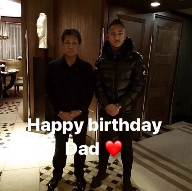 Découvrez le footballeur le plus riche au monde. Grosse surprise! (photos)