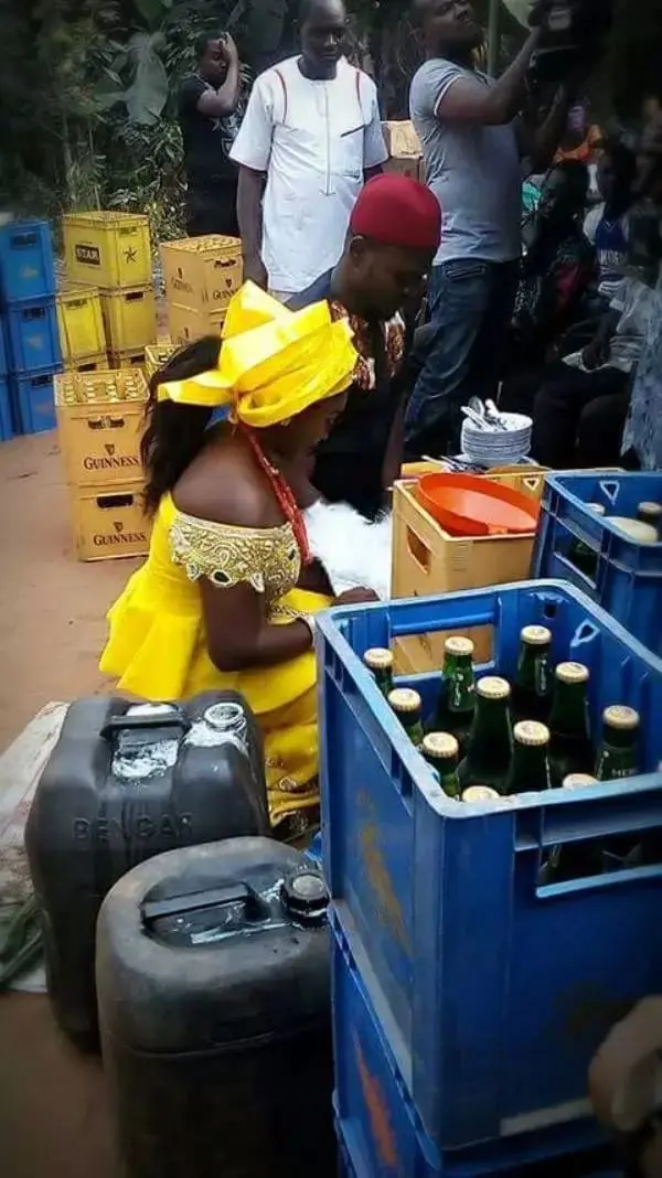 Nigeria : Ils se rencontrent sur Facebook, et juste 6 jours après ils se marient (photos)