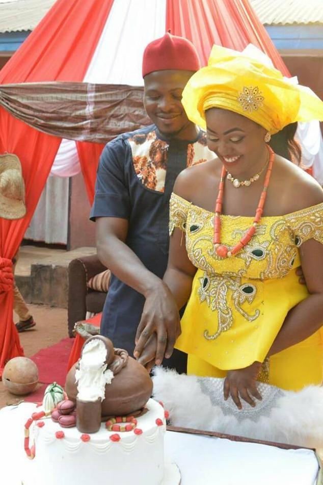 Nigeria : Ils se rencontrent sur Facebook, et juste 6 jours après ils se marient (photos)