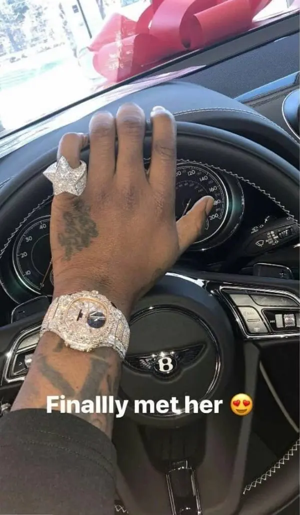 Davido: Découvrez en photos son nouveau Bentley Bentayga 2018 valant 200 000 $