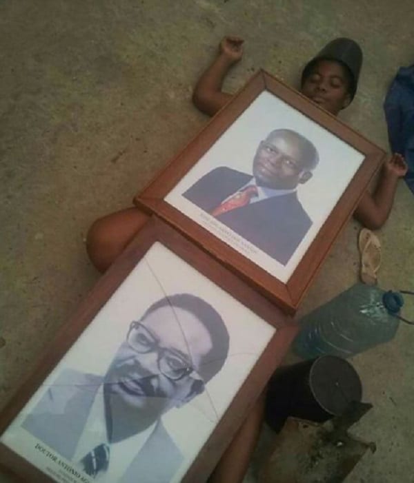 Angola: La jeunesse joue les morts pour protester contre la mauvaise gouvernance (photos)