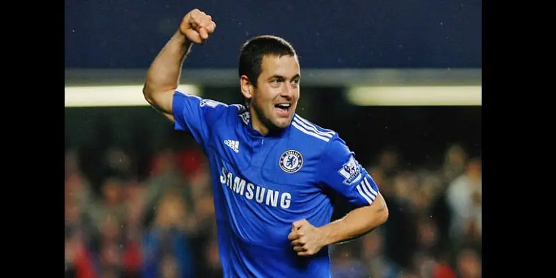 Premier League: 6 anciens joueurs dont on croyait qu’ils avaient pris leur retraite (photos)