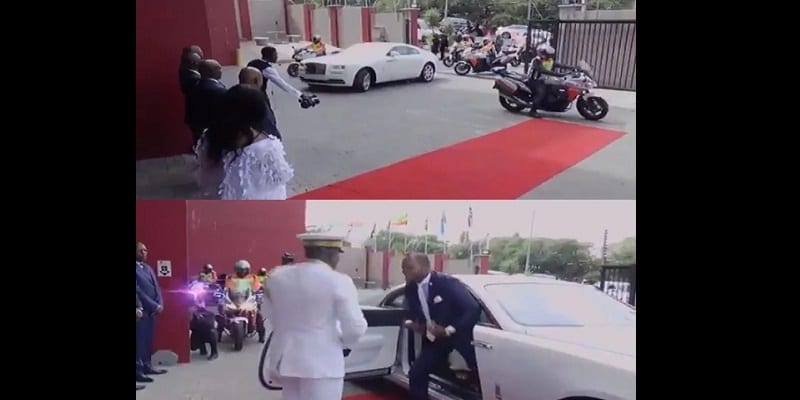 Afrique du Sud : Découvrez l'arrivée de ce pasteur à l'église qui crée la polémique (vidéo)