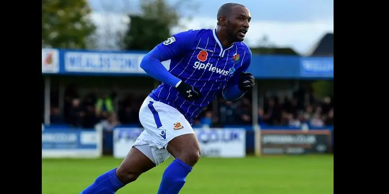 Football: Découvrez le seul footballeur ayant joué pour 36 clubs en 21 ans de carrière (photos)