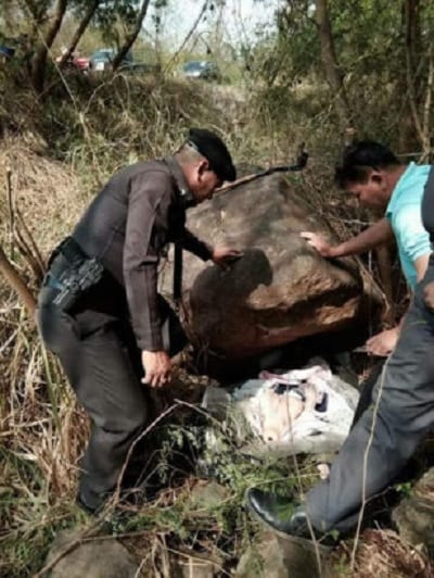 Thaïlande: Un homme en colère detruit sa poupée sexuelle