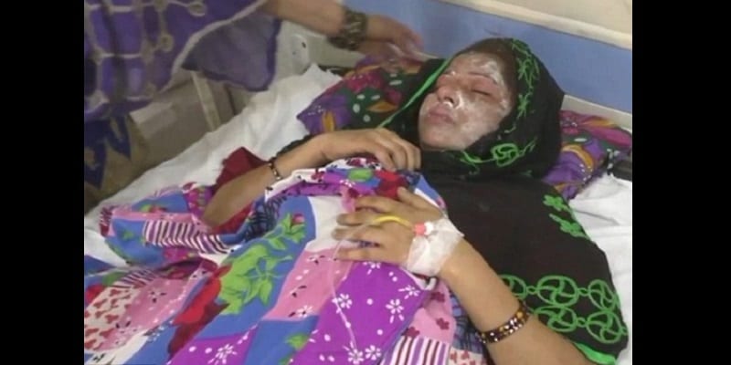 Inde-insolite : un homme verse de l’acide sur sa femme pour avoir donné naissance à une fille (vidéo)