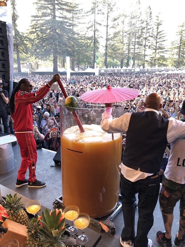 Snoop Dogg bat le record Guinness du plus grand « Gin and juice »