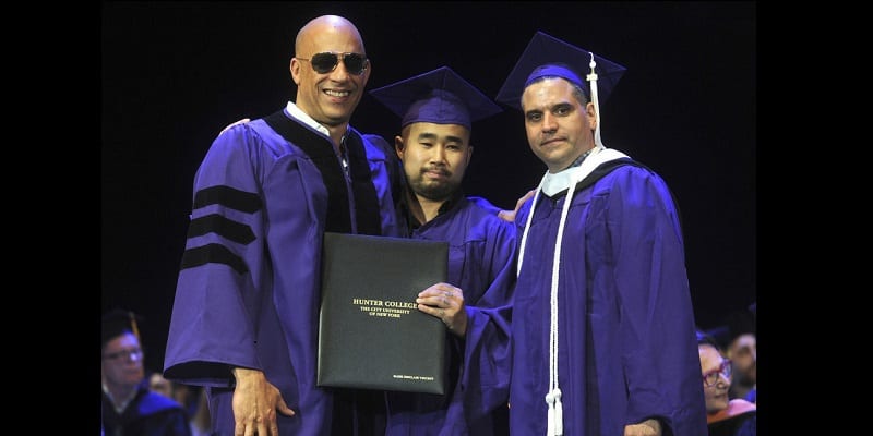 People : Vin Diesel honoré avec un doctorat en Lettres (photos)