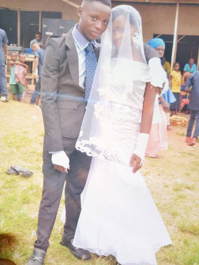 Nigeria: Des élèves de 19 ans se marient en grande pompe (PHOTOS)