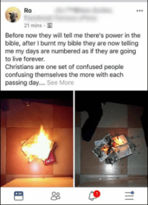 The Bible is powerless man claims as he burns it lailasnews 3 297x410 217x300 - Nigeria : Un homme brûle la Bible et donne ses raisons (photos)