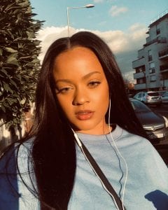 People : Le sosie français de Rihanna affole la toile-Photos