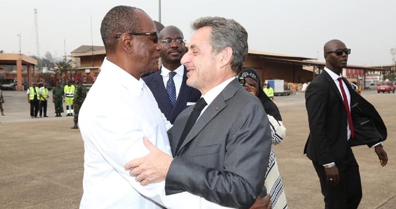 Guinée: Le président Condé déroule le tapis rouge à Sarkozy. La toile s'enflamme!