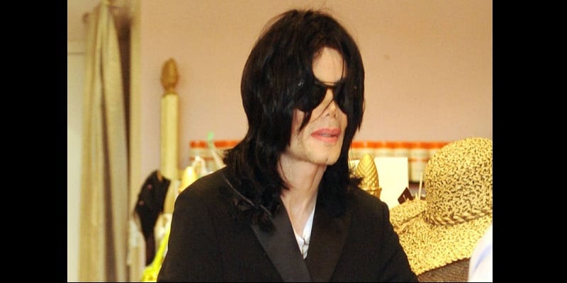 michael-jackson-fans-to-sue-leaving-neverland-accusers__192333_