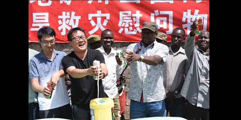 Kenya: Une compagnie chinoise fait don de biÃ¨res aux victimes de sÃ©cheresse...La toile sâ??indigne (photos)