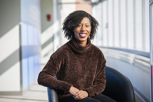 Ciara Sivels, la première femme noire à obtenir un doctorat en génie nucléaire