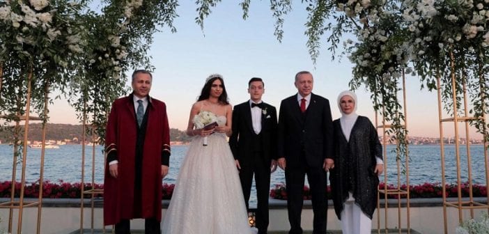 Le président Turc, Erdogan témoin de mariage de Mesut Özil