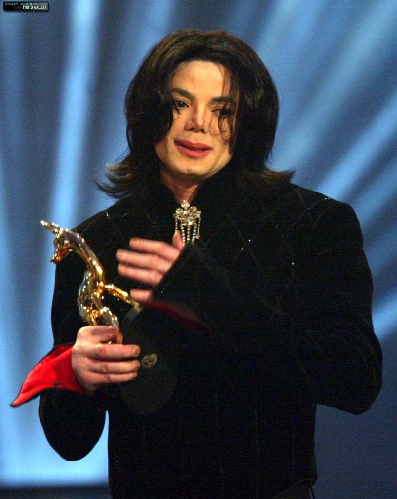 Hommage à Michael Jackson à l'occasion du 10e anniversaire de son décès (25 juin 2009)