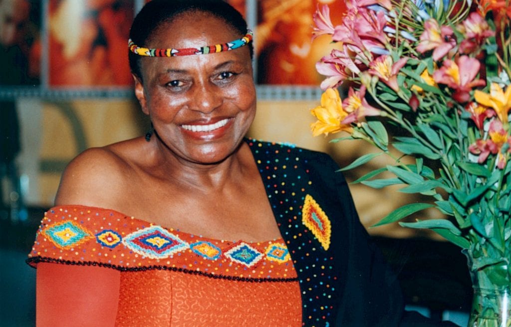 MIRIAM MAKEBA - Figure du mois de juin sur AfrikMag