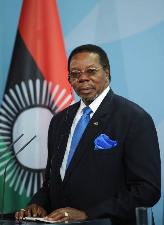 Bingu - Découvrez 11 présidents africains décédés de façon pitoyable (photos) -Doingbuzz