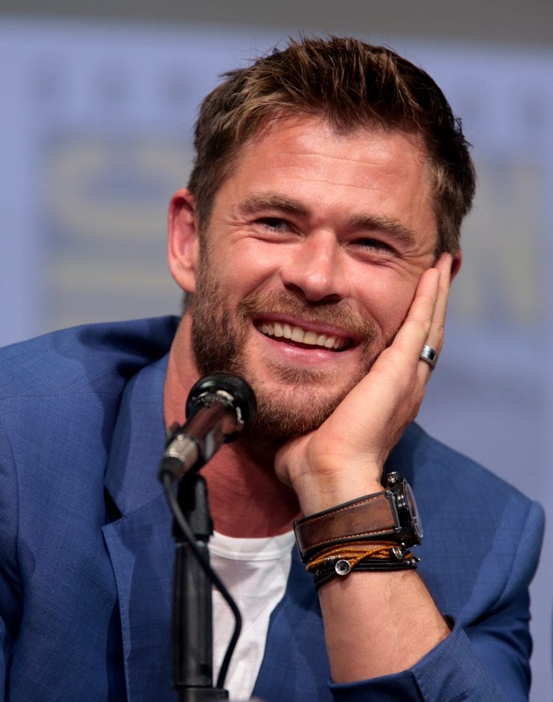 Chris Hemsworth acteurs les mieux payés au monde 807x1024 - Forbes 2019: Voici le Top 10 des acteurs les mieux payés au monde