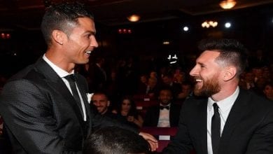 cropped-7798209543_cristiano-ronaldo-et-lionel-messi-le-23-octobre-2017-a-londres.jpg