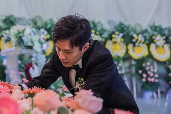 0 AsiaWire MarriedCorpse 13 1 - Chine: Il épouse le cadavre de sa partenaire lors de ses funérailles (Photos)